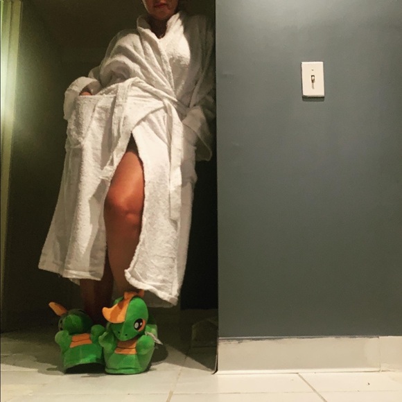 Robes - Picture 13 of 13